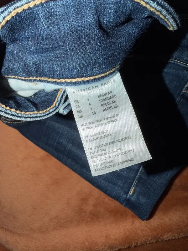 American Eagle Outfitters Jeans - Image 4