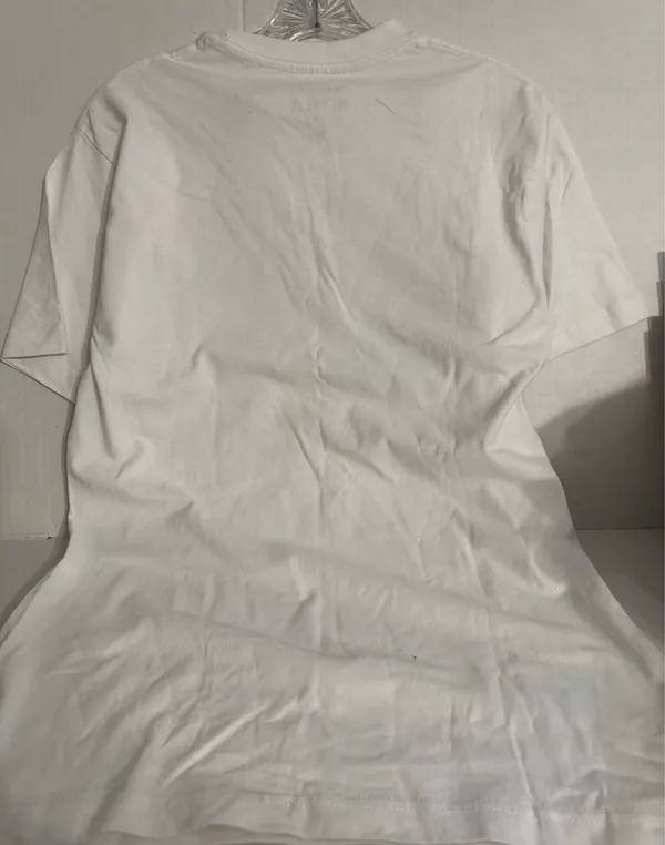 PacSun Market Netflix White Tee with Red & Green Graphic - Squid Game Print - Image 3