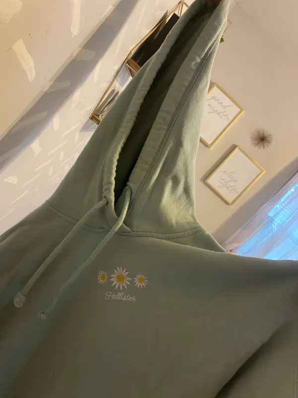 Hollister Crop Sweatshirt - Image 2