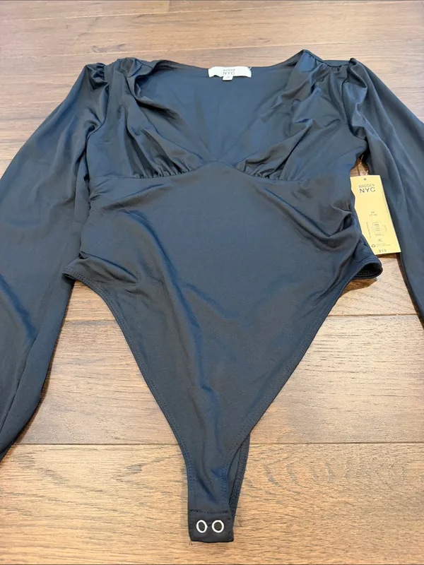 Madden NYC Black Long Sleeve One-Piece Bodysuit Size Medium NWT - C67-072 - Image 4