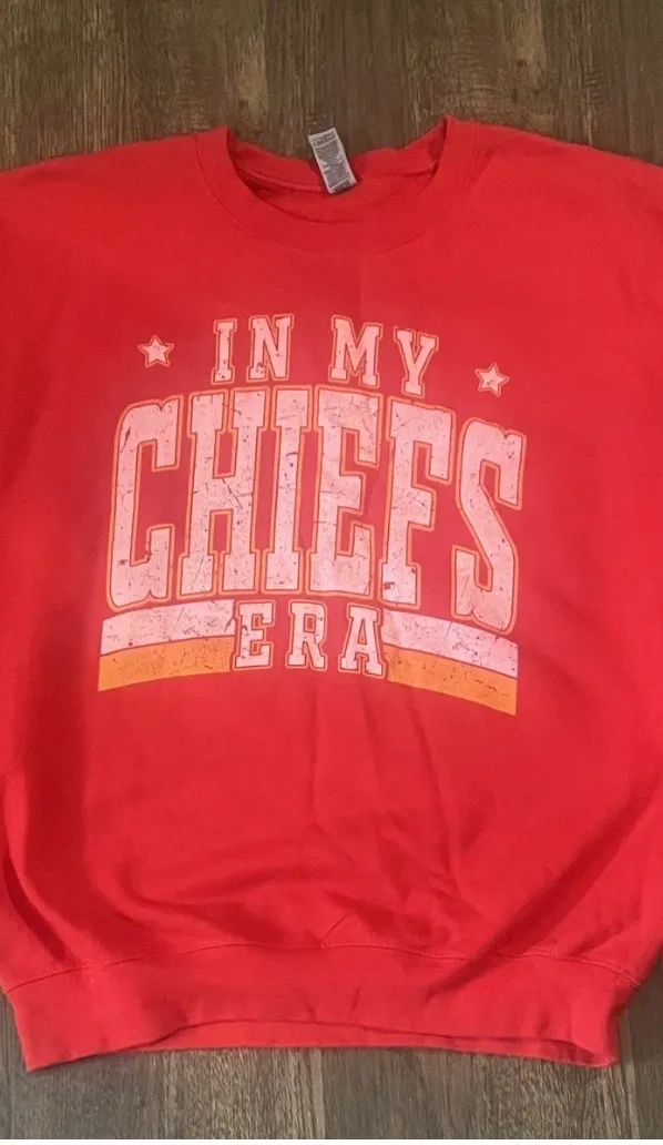 In My Chiefs Era NFLFootball Crewneck Sweatshirt Womens (SZ Sm) Travis Kelce 87 - Image 5