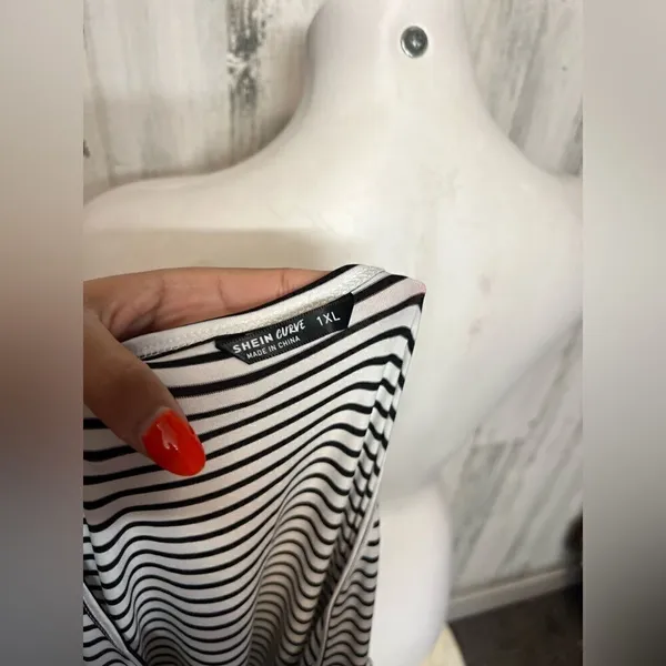 Stripped dress White Size XL - Image 8