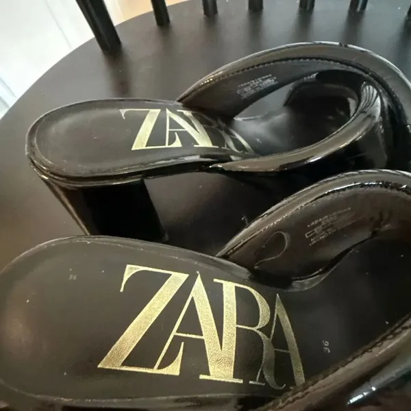 Zara black patent block heel sandals size 6 - Image 9