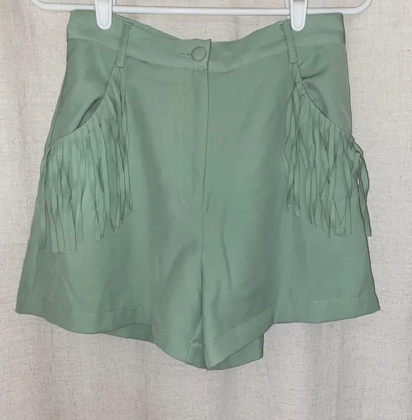 High Waisted Fringe Pocket Shorts - Image 2