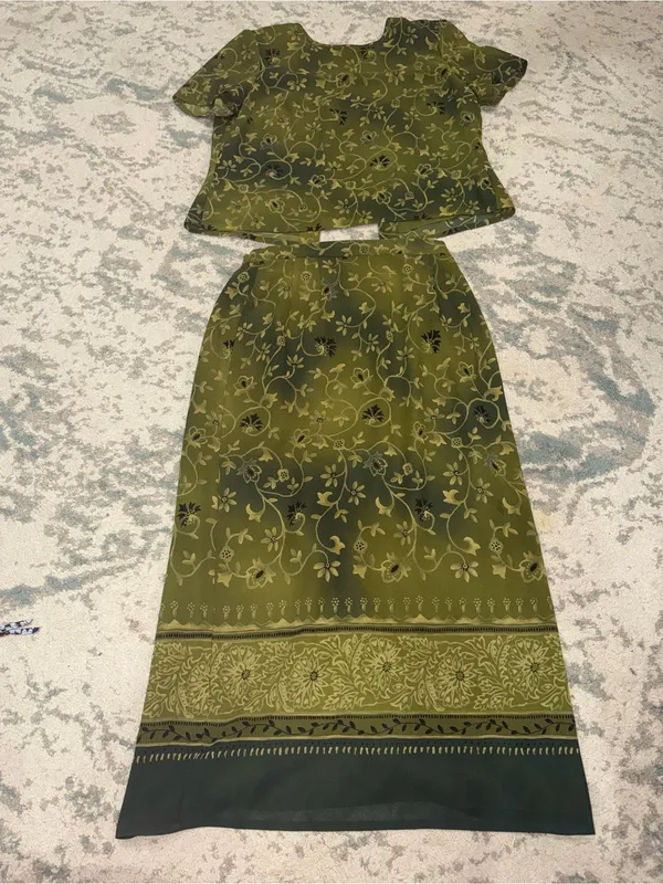 Vintage Plaza South Olive Green Floral Maxi Skirt Set Size 10 - Image 2