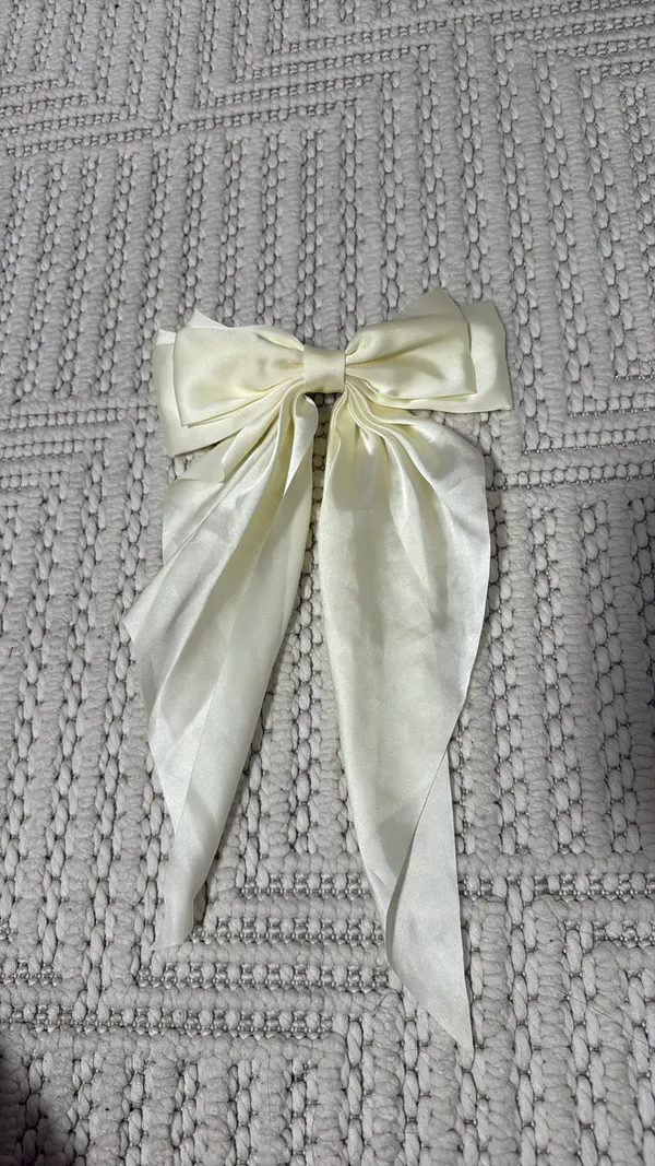 Cream Colored Bow Yellow - Image 2
