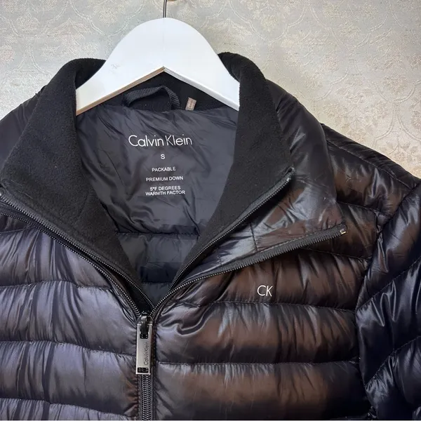Calvin Klein Women's Black Packable Down Puffer Jacket Lightweight Small - Image 6