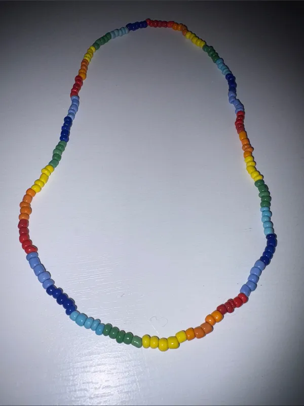 Multicolor Seed Bead Necklace - Image 7
