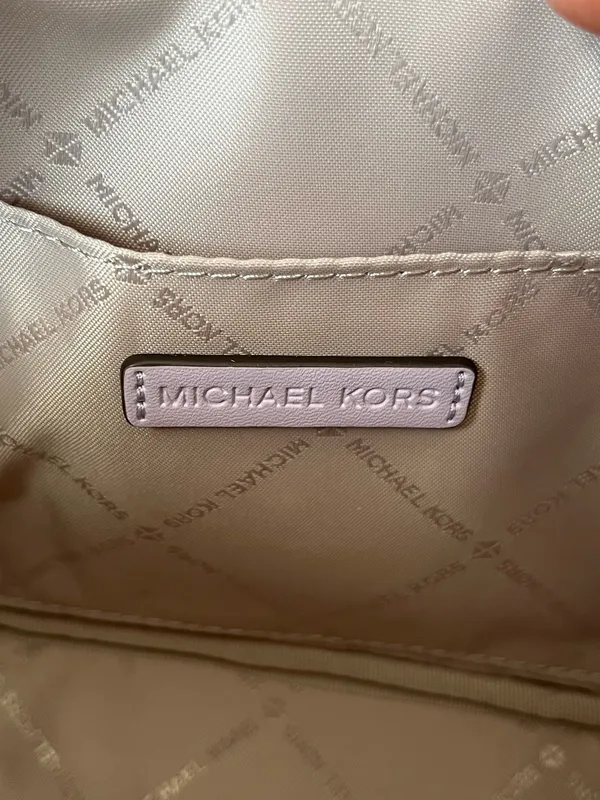 Michael Kors Purse Crossbody - Image 10