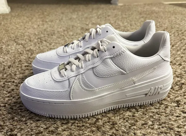 Nike Air Force 1 Platform Size 8.5 - Image 2