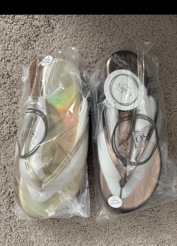 REVOLVE Soleil Sea Flip Flop Metallic Gold or other colors size 6,7,9 or 10 - Image 5