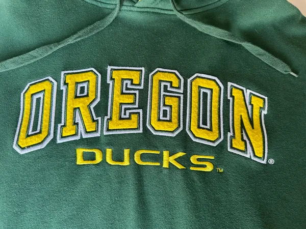 Colosseum Oregon Ducks Hoodie - Image 2