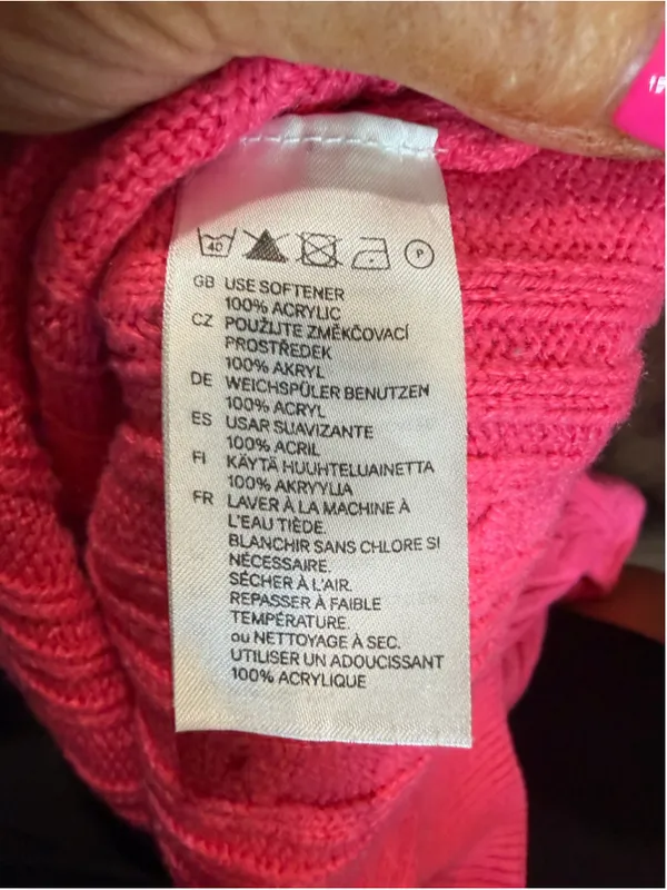 Women's H&M Cable Knit Scoop Neck Sweater Pink Size 6 - Image 6