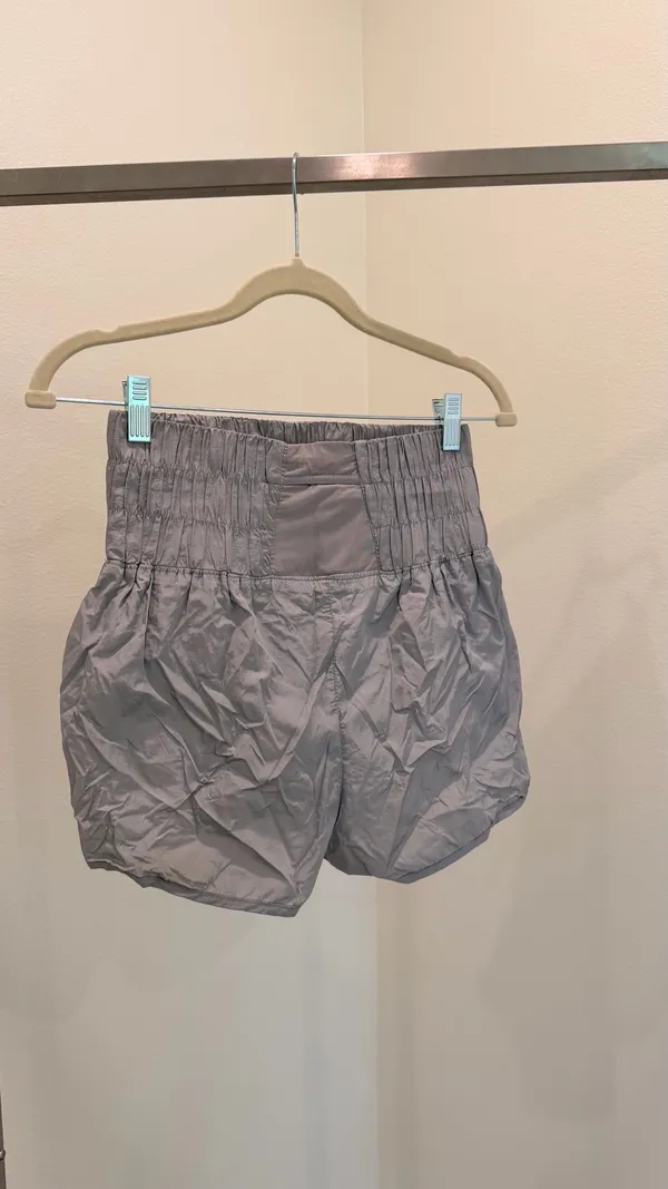 Free People Women's Gray Solid Pull-On Shorts, Elastic Waist, Size S - Image 3