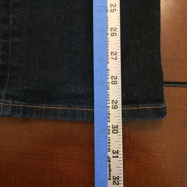 Tecovas high rise straight jeans 30 dark wash - Image 5