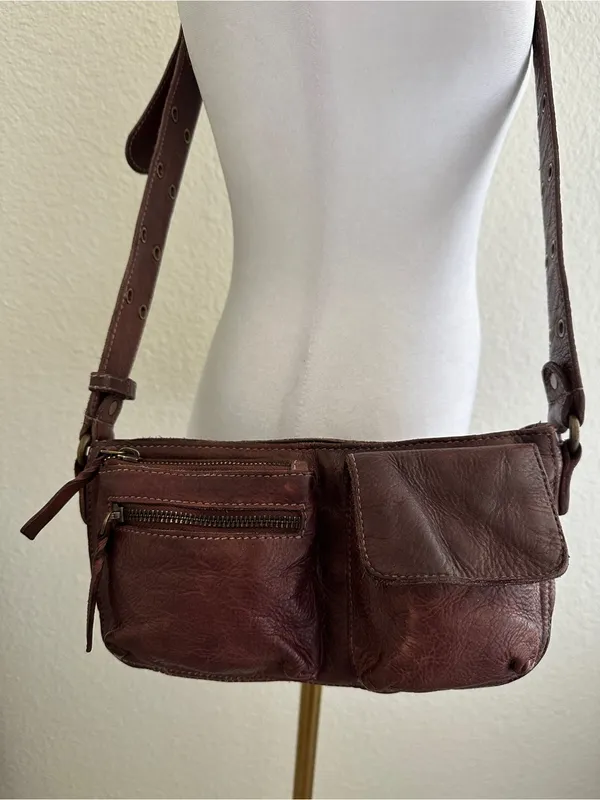 FREE PEOPLE Wade Leather Sling Purse Shoulder Cross Body Buckle Bag Dark Brown - Image 4