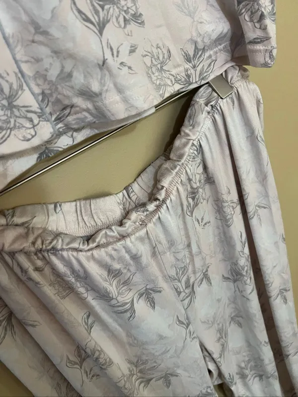 Tahari Patterned Pajama Set Womans Size XL - Image 7