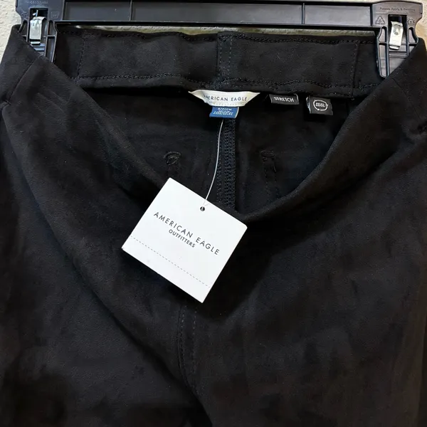 American Eagle Faux Suede Pants Stretch Black Straight Leg Size Small - Image 5