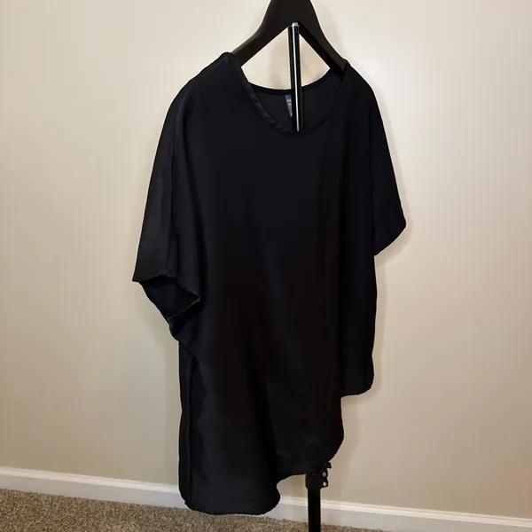 Emery Rose Black Satin Short Sleeve Top -XL - Image 4