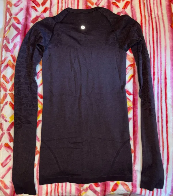 Lululemon Swiftly Tech Long Sleeve - Image 2
