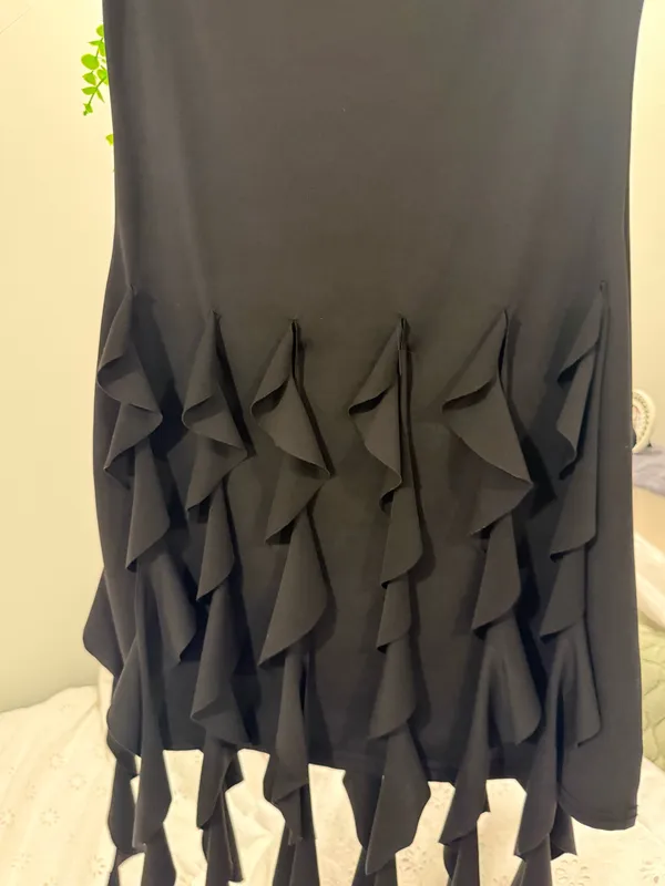 Amazon Ruffle drop dress - Image 2