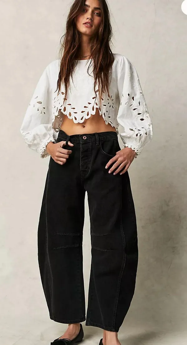Free People Barrel Jeans - Image 2