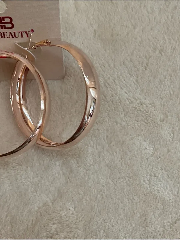 Rose Gold Twisted Hoop Earrings - Image 3