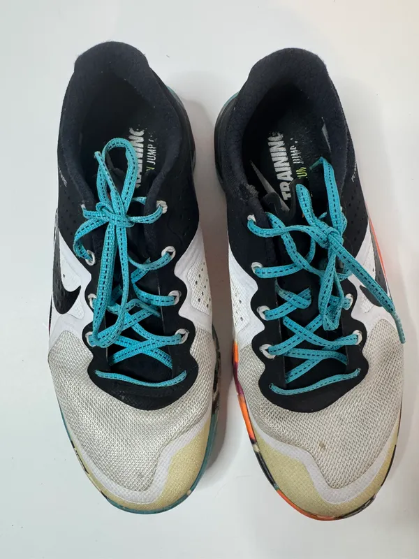 Metcon 2 Flywire Running Shoes Size 7.5 - Image 2