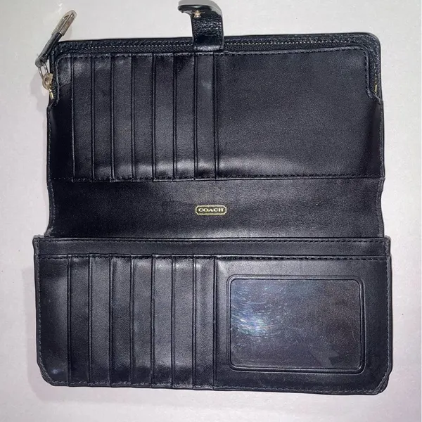 Coach Slim Zip Wallet Black Leather Large Minimalist Quiet Luxury Neutral - Image 2