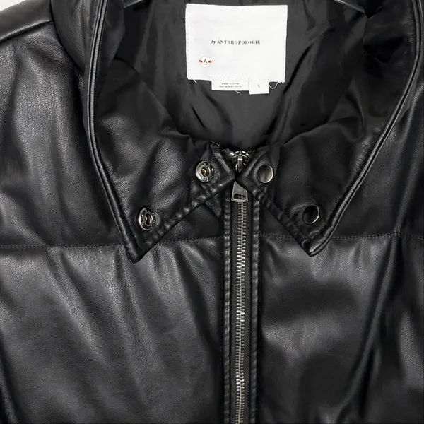 Anthropologie Faux Leather Puffer Vest Black Cropped Full Zip Pockets Size Small - Image 7