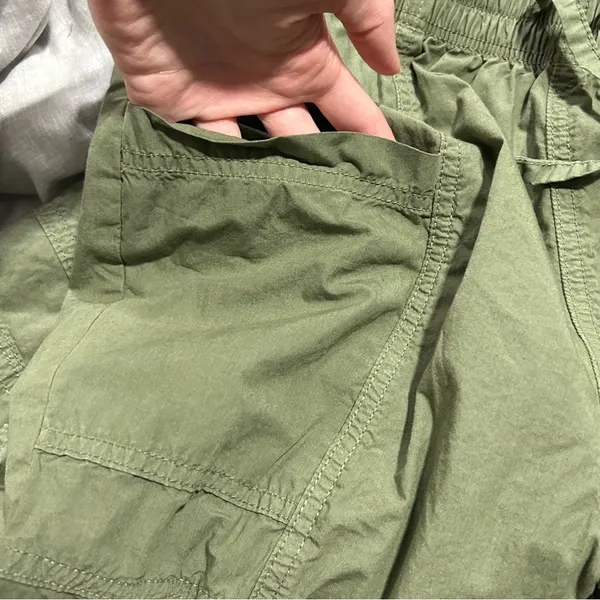 Aerie High Waisted Go For It Baggy Cargo Pants Olive Green Size XS Grunge - Image 8