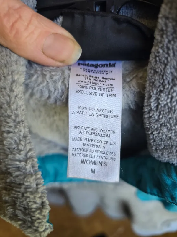 Patagonia Light Gray Fleece Pullover with Teal Accents Medium - Image 3