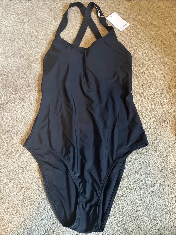 NWT Quince Italian Cross-Back One-Piece Swimsuit black extra small - Image 3