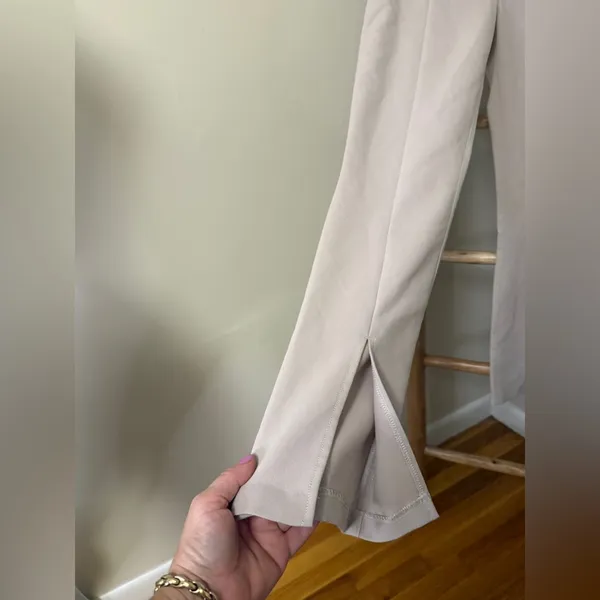Abercrombie Ultra High Rise Skinny front Split Hem Size 4/27 Tan - Image 3