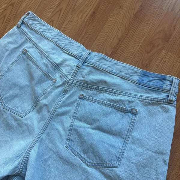 Abercrombie & Fitch High Rise Curve Love The Loose Short Denim Jean Shorts - Image 6