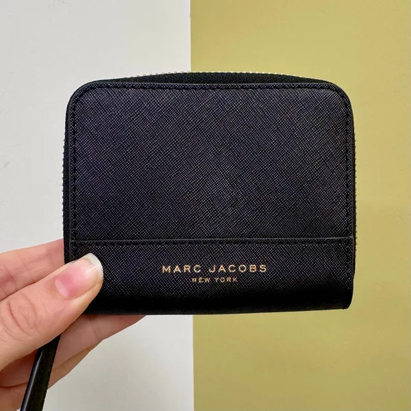 Marc Jacobs Mini Wallet Zip Around Black Saffiano Finish Card Wallet - Image 2