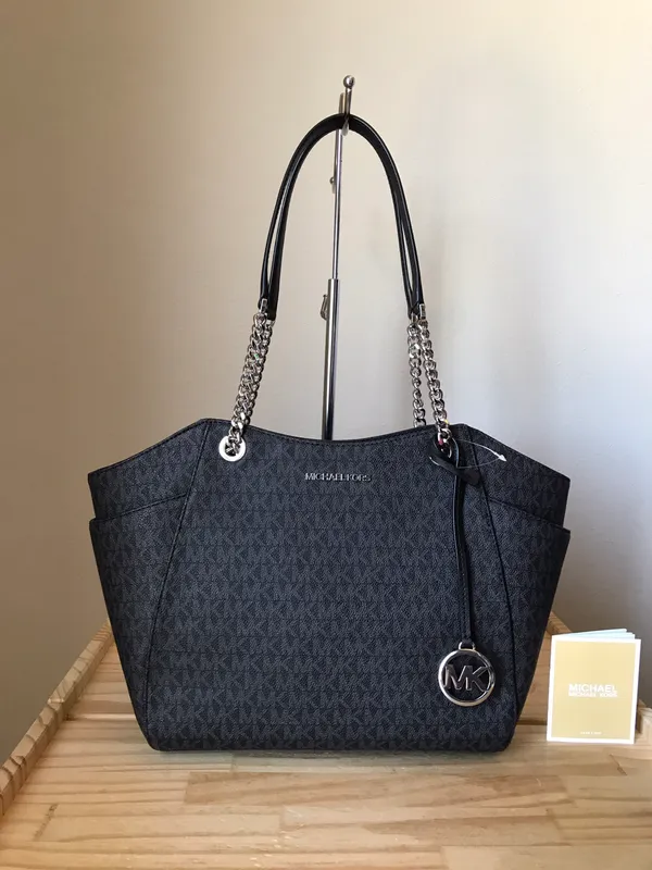 Michael Kors Set - Image 13