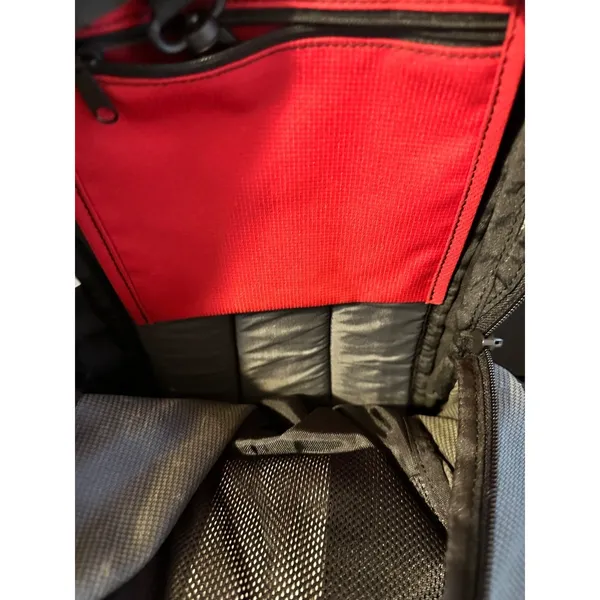 Eagle Creek‎ Women's Outdoor Minimum mini backpack gray and black - Image 5