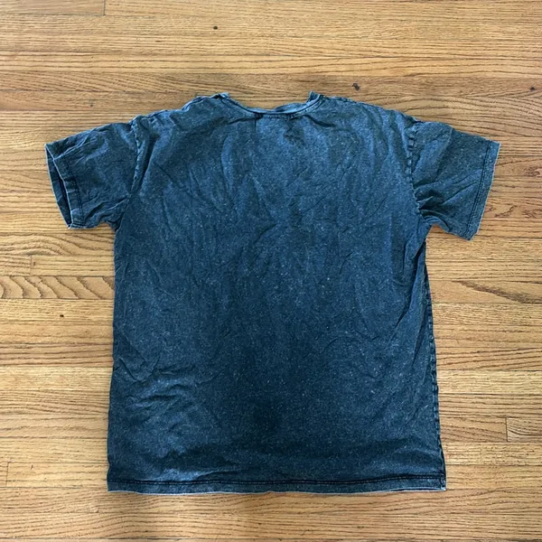 Colton on rolling stone T-shirt - Image 3