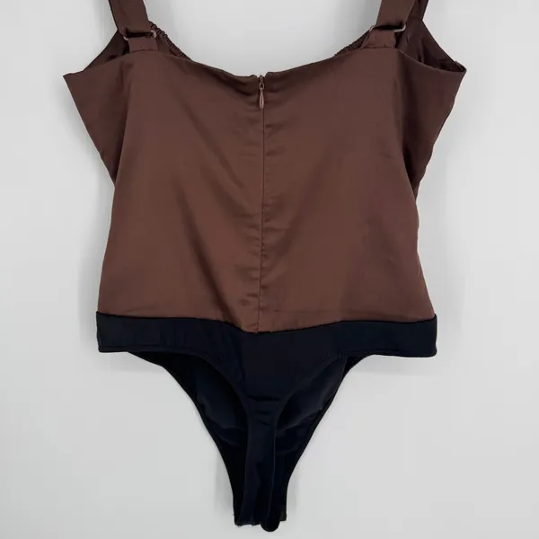 WeWoreWhat‎ Ruched Cup Bodysuit Size 2 Brown Satin Night Out Trendy Sexy - Image 7
