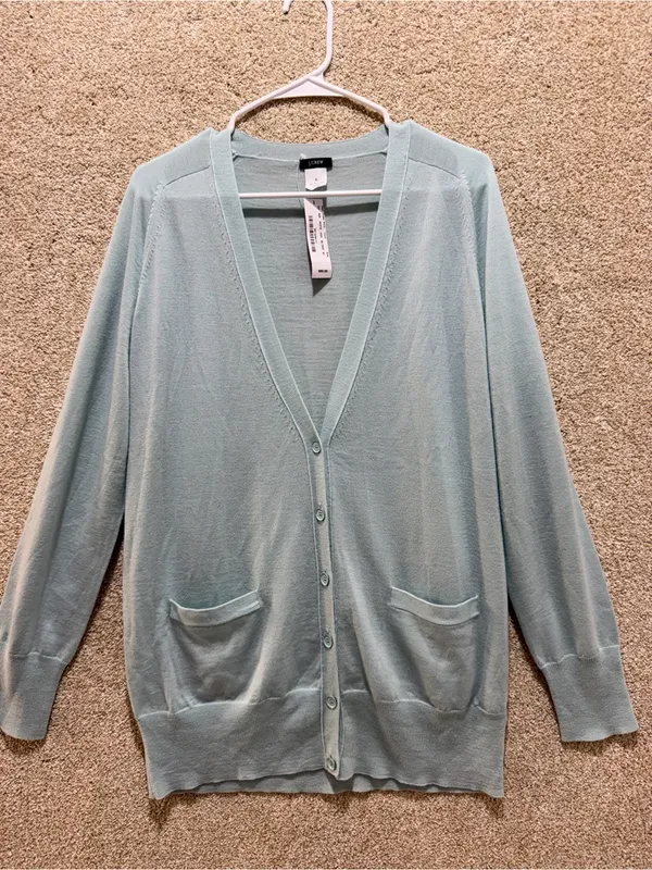 NWT 100% merino wool cardigan XL pockets lightweight soft girl 2012 deadstock - Image 2
