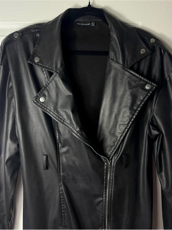 PrettyLittleThing Black Faux Leather Long Moto Jacket Padded Shoulders 12 Large - Image 4