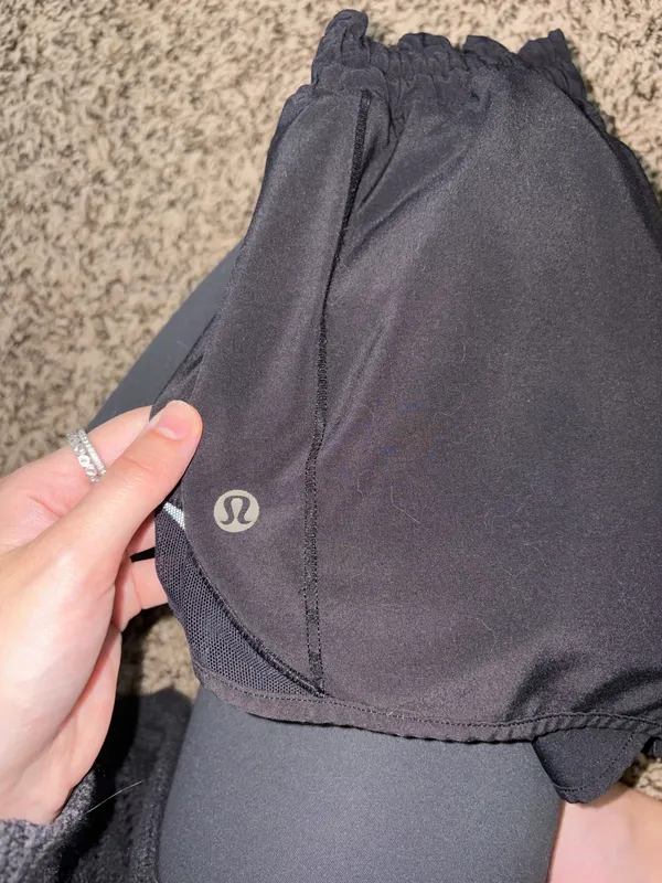 Lululemon Shorts Hotty Hot 2.5" Black - Image 6