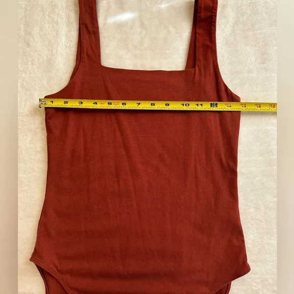 Old Navy Rust Sleeveless Square Neck Bodysuit XS - Image 4