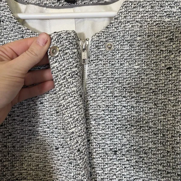 Banana‎ Republic Tweed Jacket Fringed Gray White Luxury Cocktail Office Womens 4 - Image 7