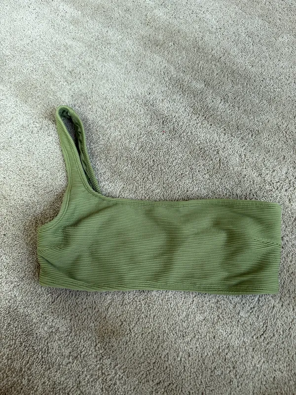 Garage Green One Shoulder Bikini Top Size Small - Image 2