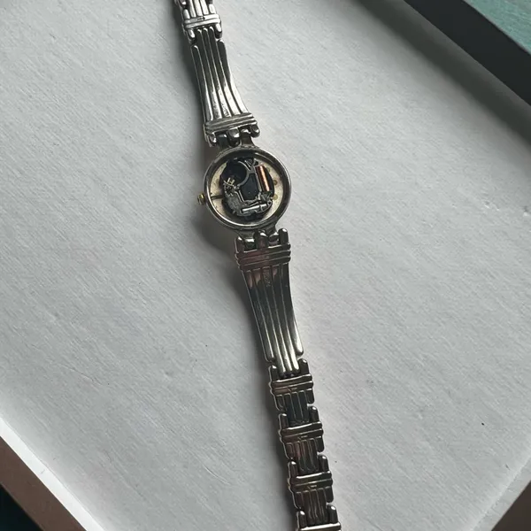Ladies Seiko Wristwatch Two Tone Gold Tone Bracelet Style Vintage - Image 8