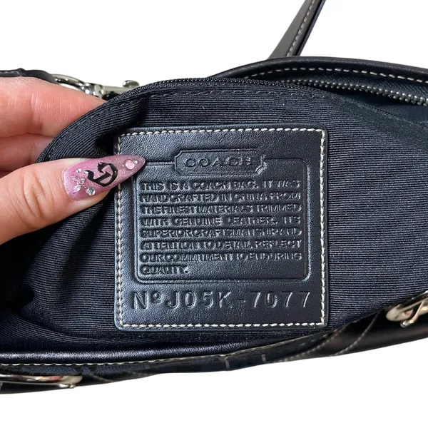 Vintage Black Coach Hamptons Signature Leather Buckle Crossbody Shoulder Bag - Image 10