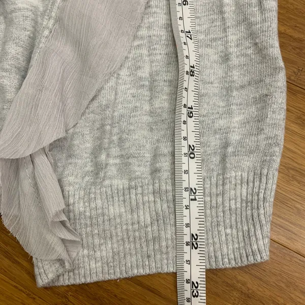 Abercrombie & Fitch Cardigan Womens Size Small‎ Ruffle Front Knit Sweater Gray - Image 7