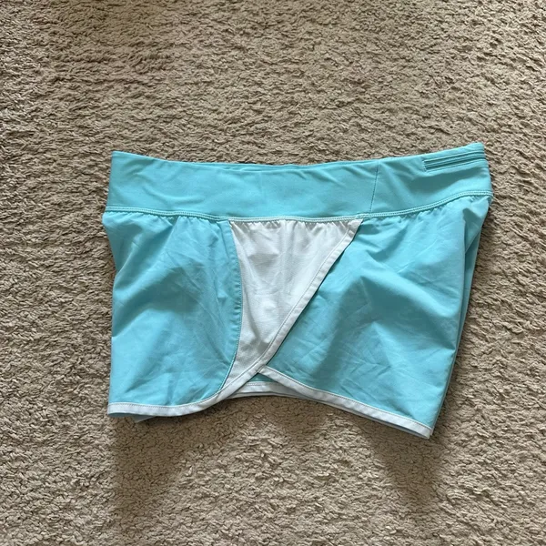 Under Armour Women's UA RUN Speedpocket 3" Running Shorts Size L - Image 10